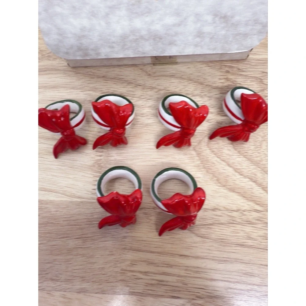 Vintage Napkin Rings set of 6 Red Bows‎ Green Taiwan #34